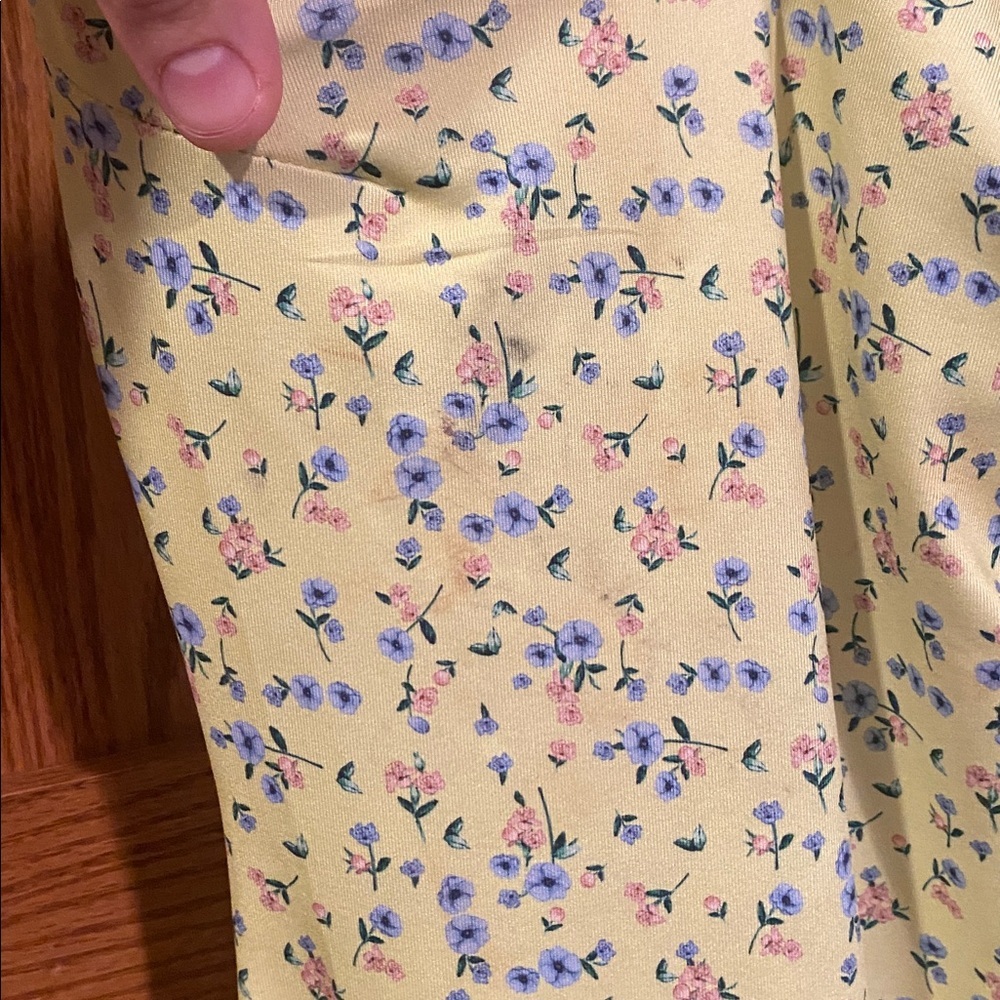 Floral Yellow Maxi Dress Size Large - Picture 4 of 8